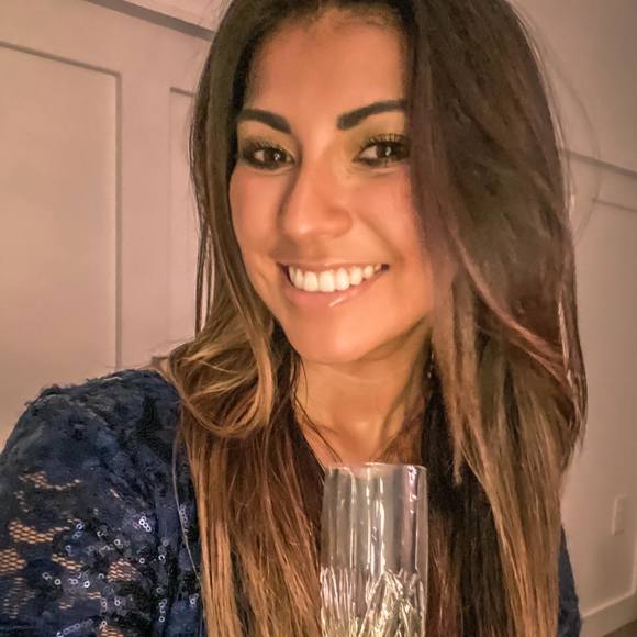 hillarykoellner